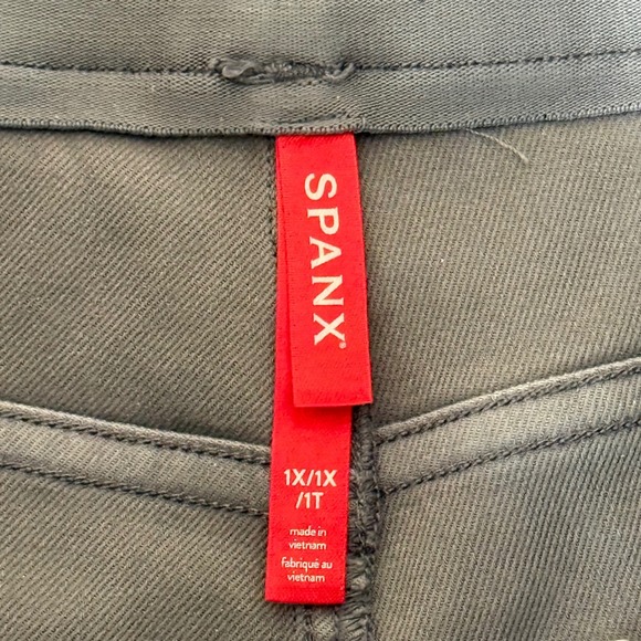 SPANX Stretch Twill‎ Straight Leg Pants Womens 34x30 Green Casual Comfort Fit - Picture 2 of 10